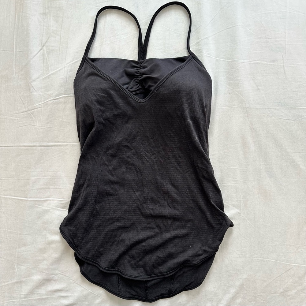 Lululemon black stripe racerback tank with built in bra